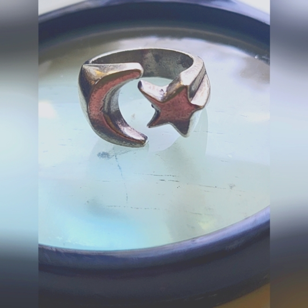 .925 SILVER RING